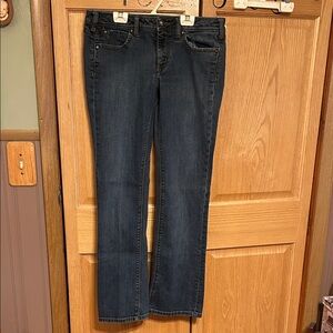 Women's Straight Leg Jeans in Dark Blue